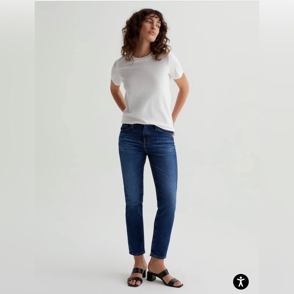 AG Jagger Crew

CLASSIC CREW NECK